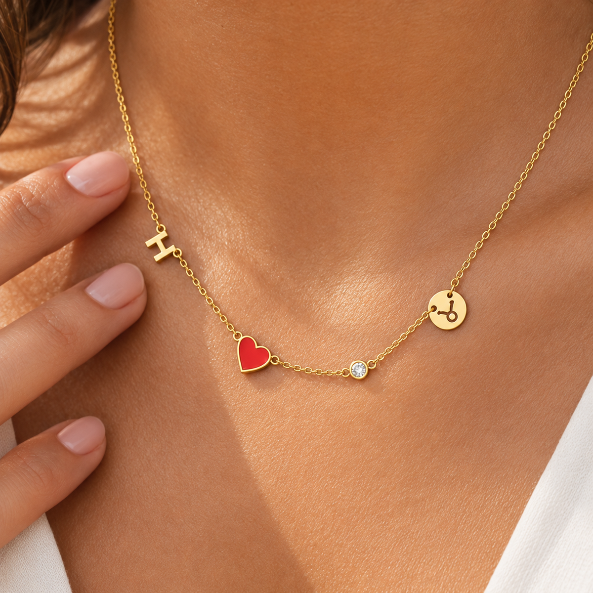 Mira Necklace